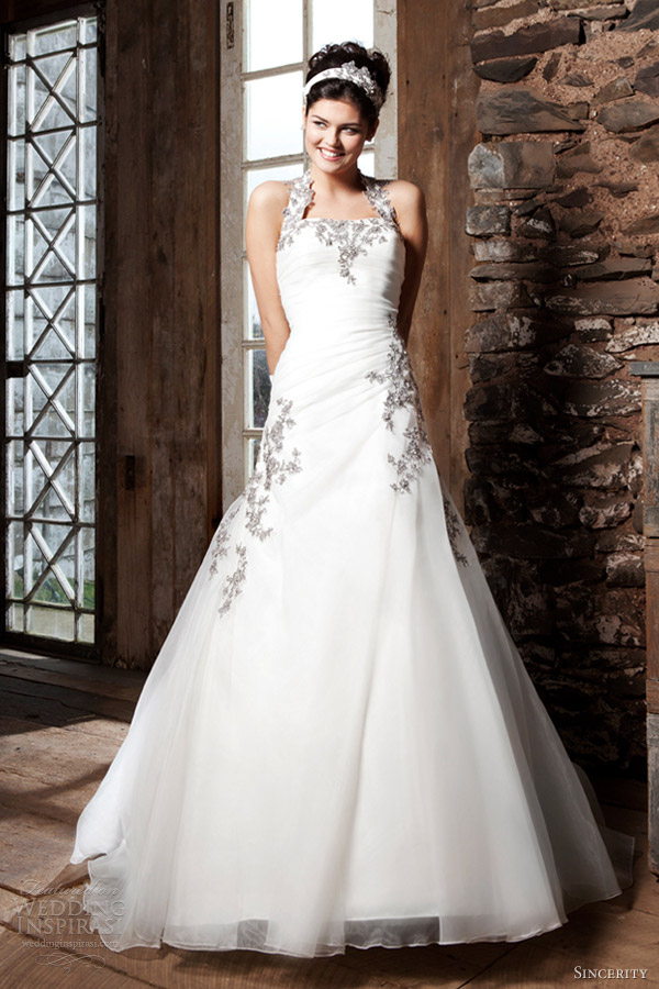 sincerity bridal 2013 wedding dress halter neck beaded lace appliques sweetheart neckline 3713
