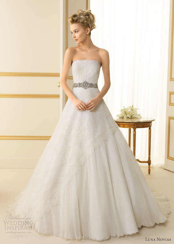 luna novias 2013 terseo strapless a line wedding dress