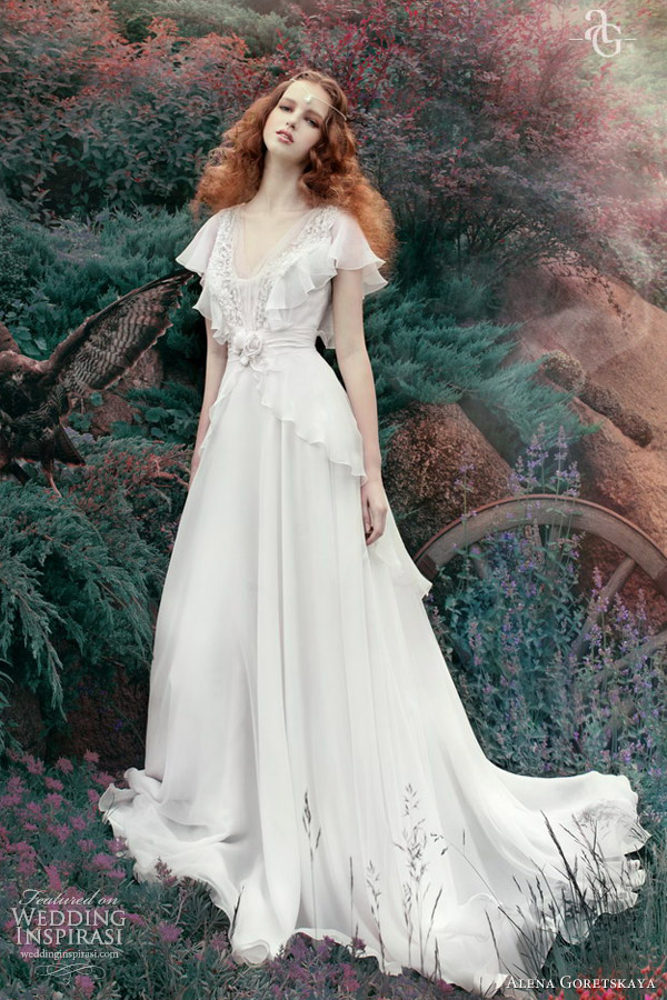 alena goretskaya wedding dress 2013 viloria flutter sleeves