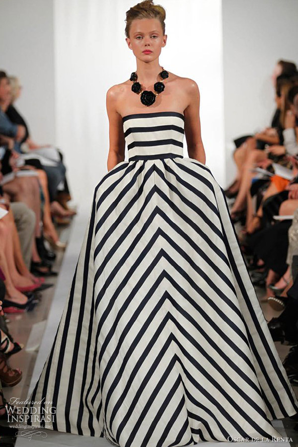oscar de la renta spring 2013 strapless stripe ball gown monochrome black white