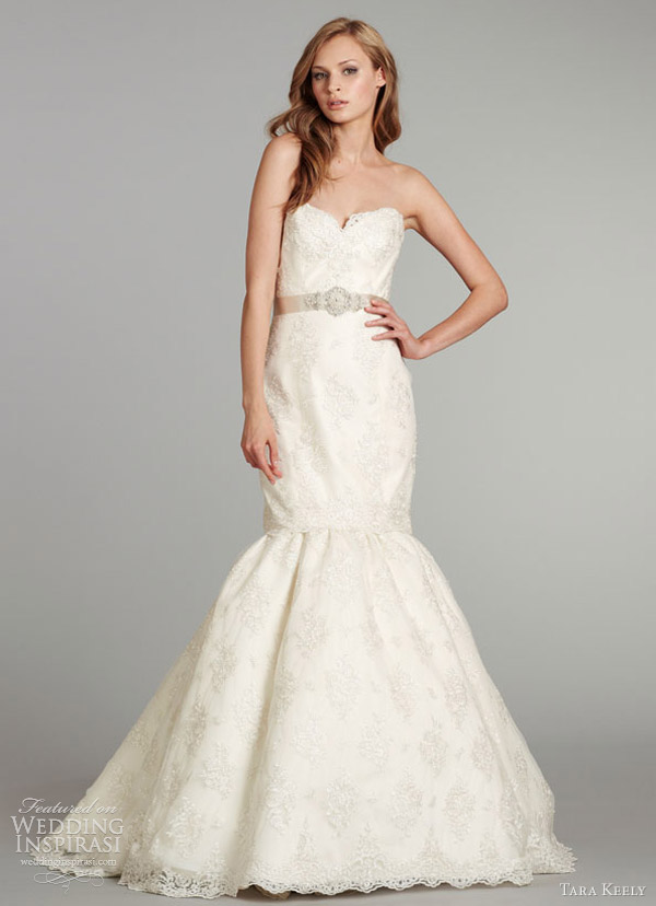 tara keely fall 2012 jlm couture lace gown elongated sweetheart neckline beaded belt natural waist 2257