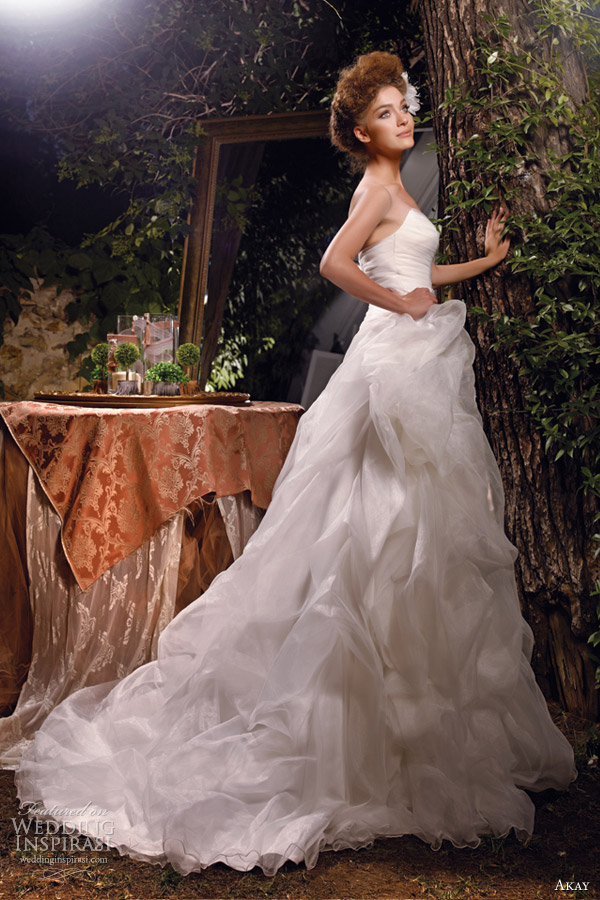 akay bridal premium collection 2013 strapless wedding dress side