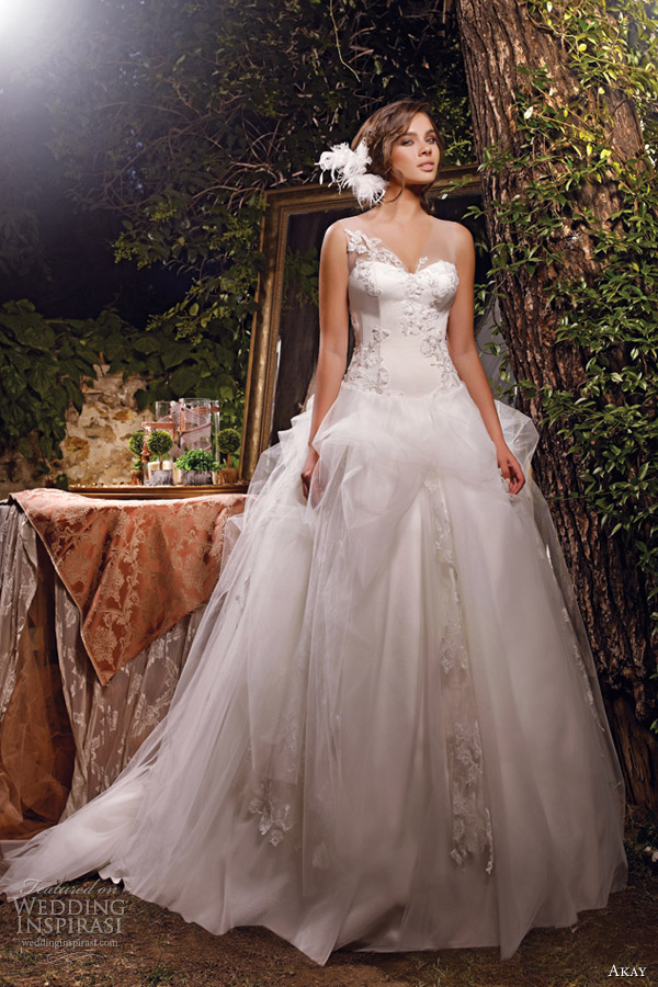 Akay Wedding Dresses 2013 | Wedding Inspirasi