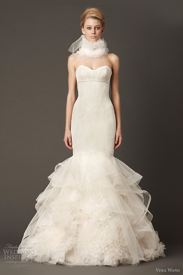 vera wang bridal fall 2013 lace mermaid wedding dress ruff neck