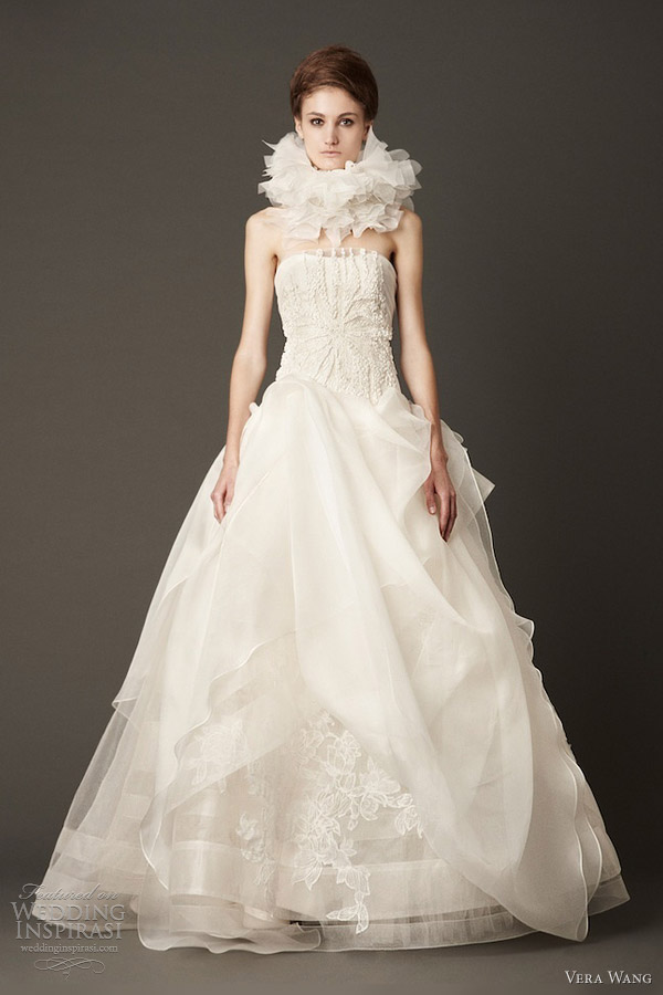 vera wang bridal fall 2013 strapless ball gown embroidered bodice petal collar neck ruff