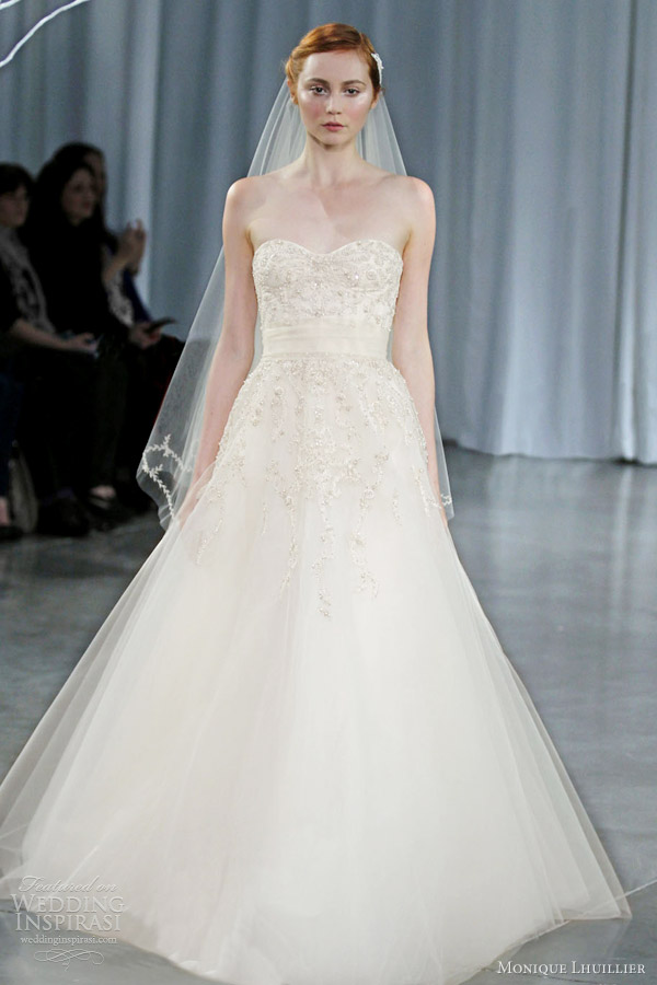 monique lhuillier fall 2013 creme brulee honey strapless gown