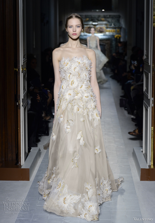 valentino strapless gown haute couture spring summer 2013