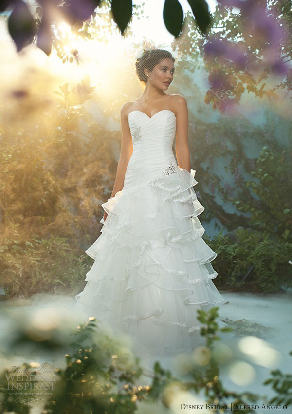 disney fairy tale wedding dress alfred angelo 2013 tiana