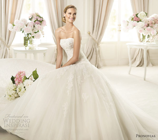 pronovias 2013 wedding dresses barroco