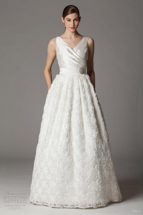 aria wedding dresses 2013 sleevless surplice v neck 141fb