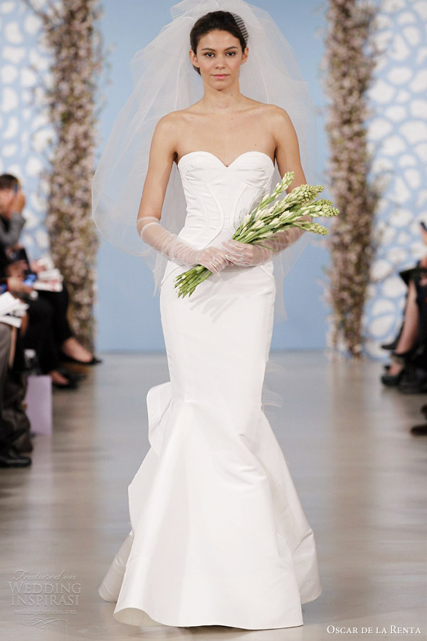 oscar de la renta 2014 bridal silk faille structured sweetheart trumpet gown oscar de la renta 2014 bridal silk faille structured sweetheart trumpet gown