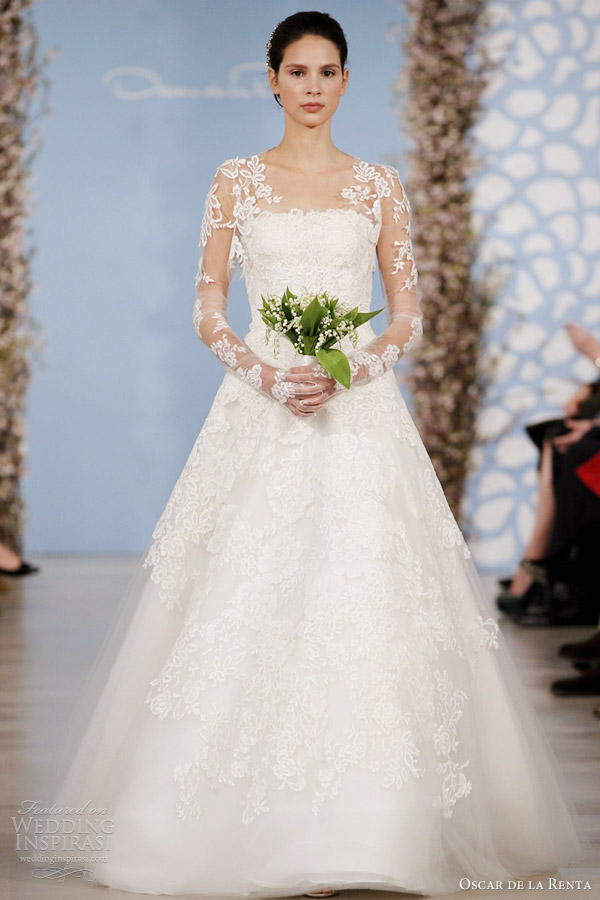 oscar de la renta bridal market 2014 lyon chantilly lace tulle strapless gown