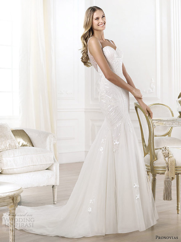 pronovias 2014 lagara sleeveless wedding dress illusion back