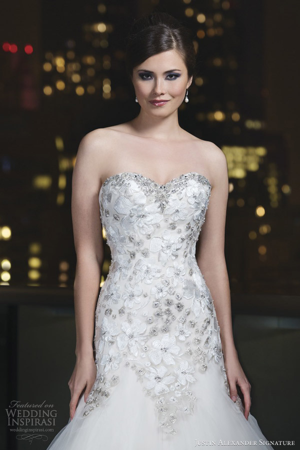 justin alexander signature 2014 wedding dress style 9726 beaded sweetheart neckline embroidered lace flowers closeup