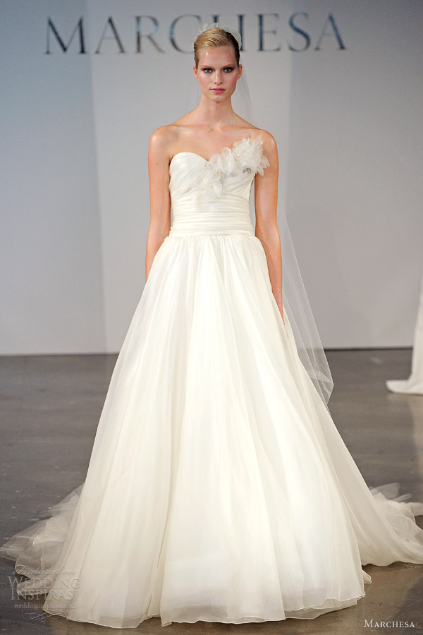 marchesa bridal spring 2014 strapless wedding dress