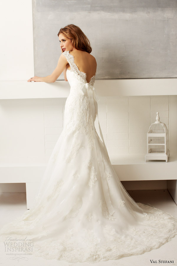 val stefani bridal fall 2013 wedding dress style d8047 sleeveless lace deep v back train