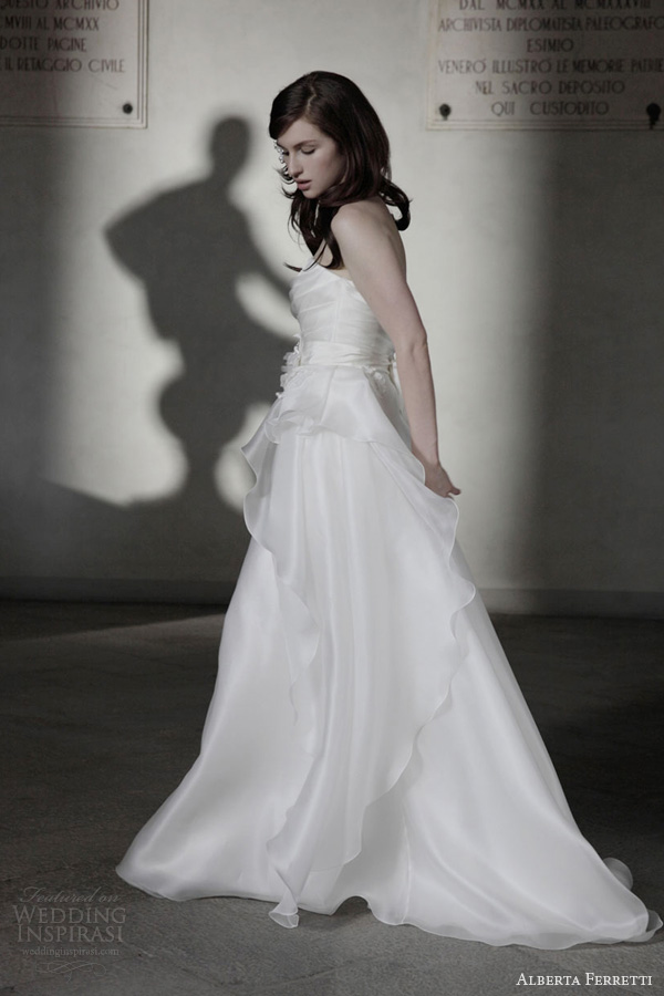 alberta ferretti 2014 bridal topkapi wedding dress strapless