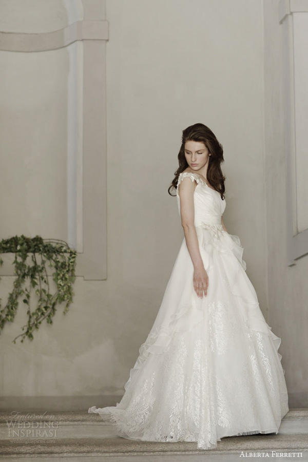 alberta ferretti wedding dress 2014 bridal versailles ball gown straps