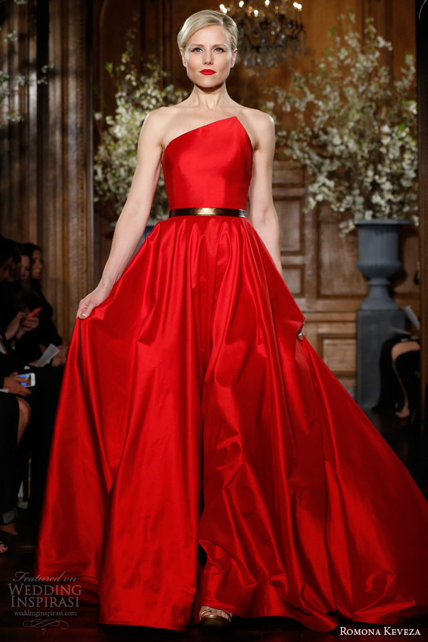 romona keveza ready to wear fall winter 2013 2014 red strapless gown silk shantung taffeta asymmetrical neckline flowing circle skirt style e1359