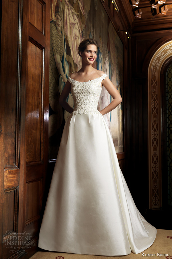 raimon bundo 2014 iguazu ball gown off shoulder straps raimon bundo 2014 iguazu ball gown off shoulder straps