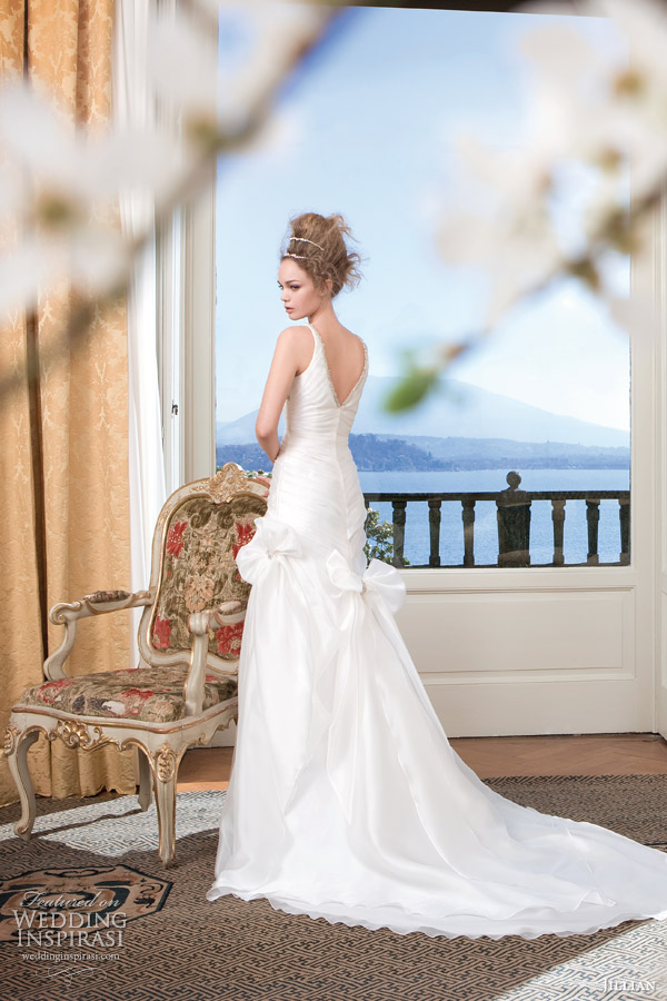 jillian sposa wedding dress 2014 bridal gown sleeveless style 95802 back view