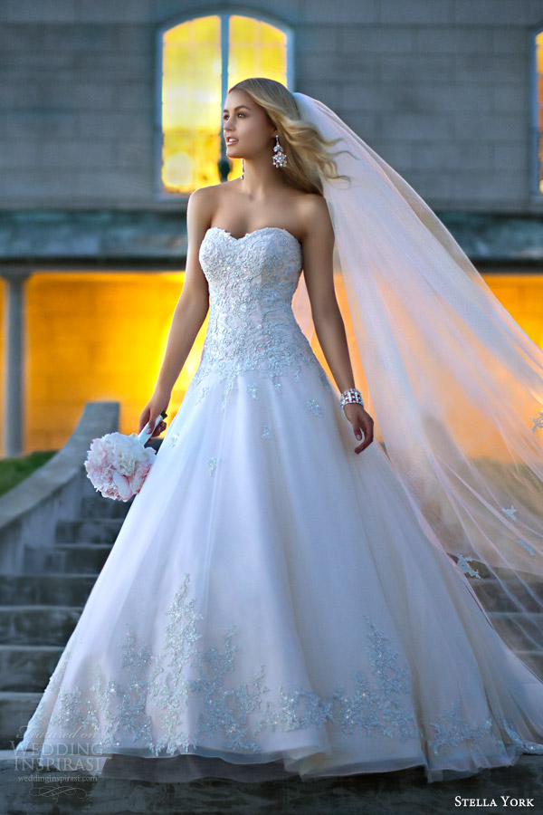 stella york bridal 2014 strapless wedding dress style 5833 close up sweetheart bodice stella york bridal 2014 strapless wedding dress style 5833 close up sweetheart bodice