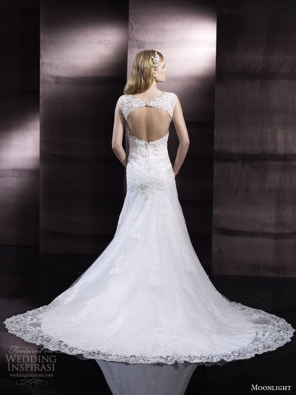 moonlight bridal couture spring 2014 wedding dress style h1245 keyhole back