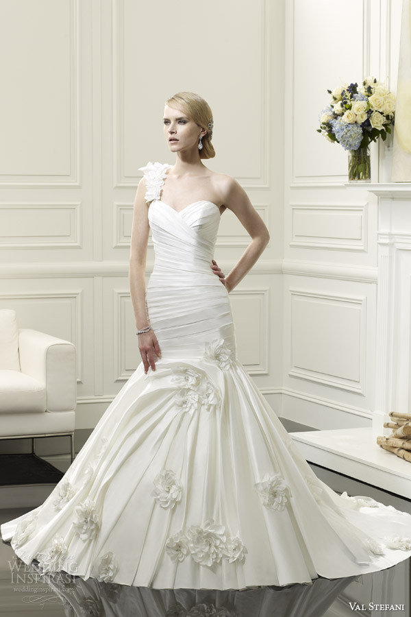 val stefani spring 2014 one shoulder fit and flare wedding dress style d8056