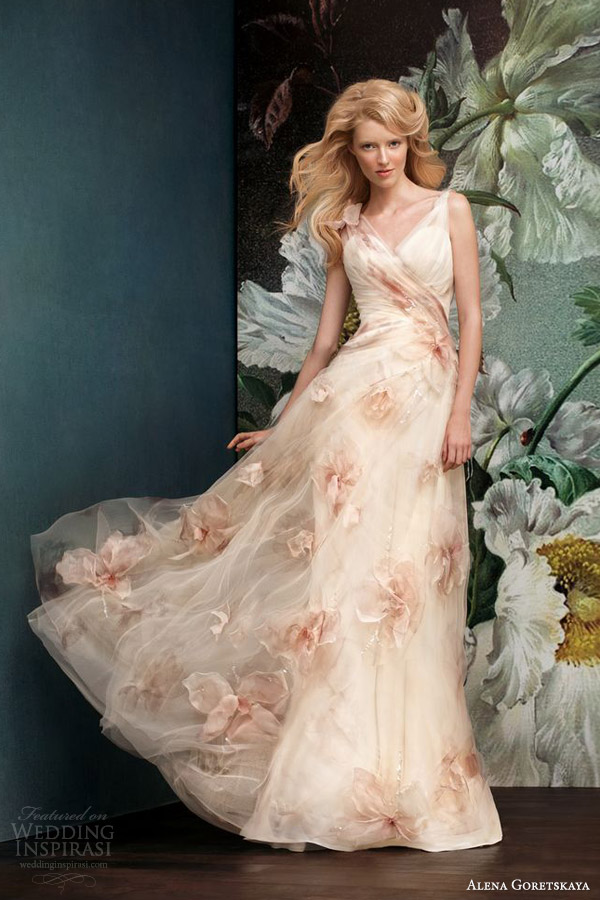 alena goretskaya 2014 color wedding dress peach nude orchid skirt gelia