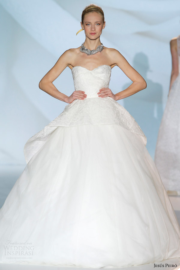 jesus peiro wedding dress 2015 strapless ball gown perfume collection