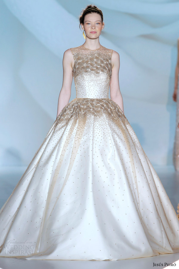 jesus peiro wedding dresses 2015 barcelona bridal week perfume collection sleveless ball gown