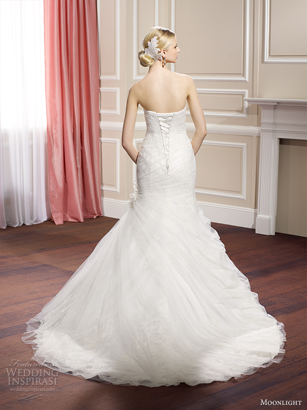 moonlight collection fall 2014 wedding dress j6326 back view