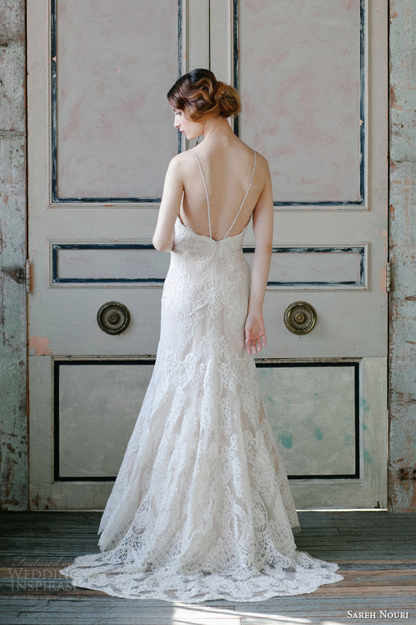 sareh nouri spring 2015 etienne french alencon lace trumpet wedding dress back