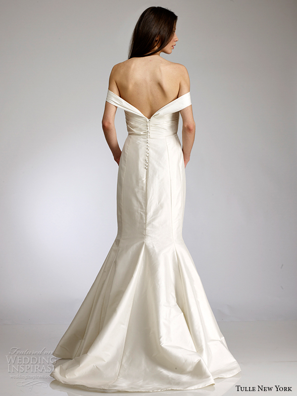 tulle new york spring 2015 wedding dress koi ana maria back view buttons