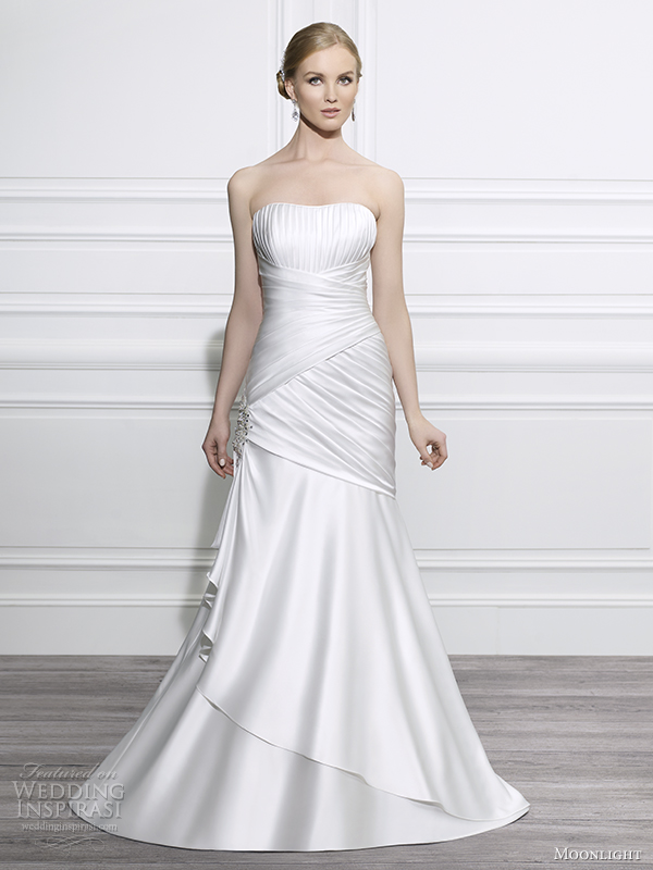 moonlight tango fall 2014 wedding dress t652 front view