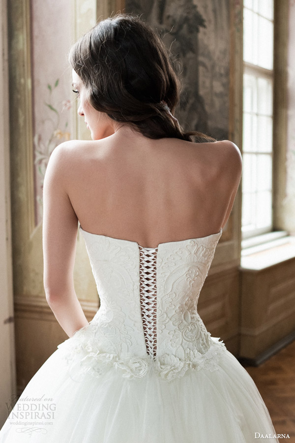 daalarna bridal 2014 strapless ball gown wedding dress back corset lace up closeup