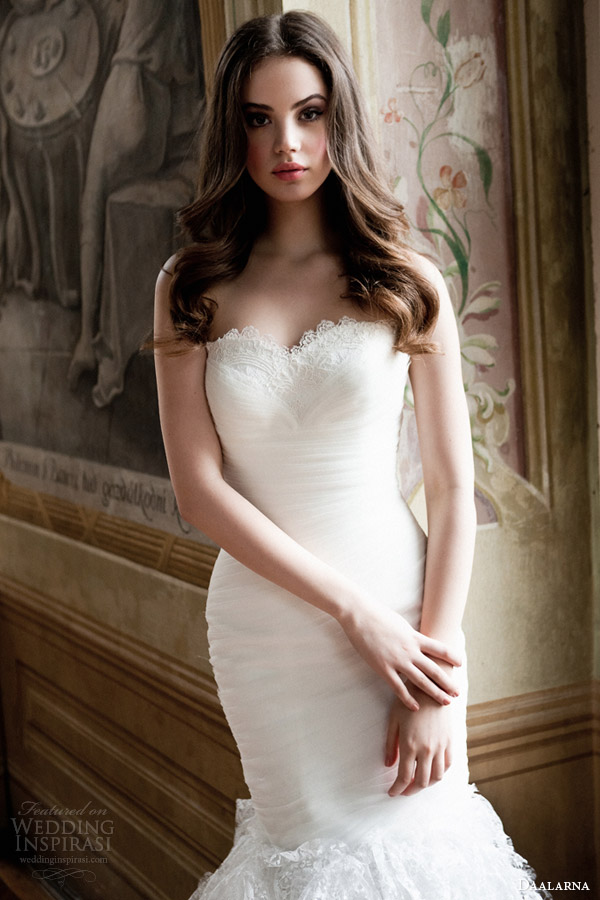 daalarna bridal 2014 strapless mermaid wedding dress with ruffle skirt close up