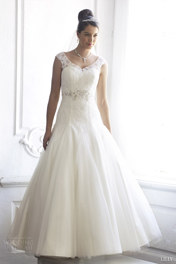 lilly 2014 bridal illusion cap sleeve wedding dress 08 3282 cr