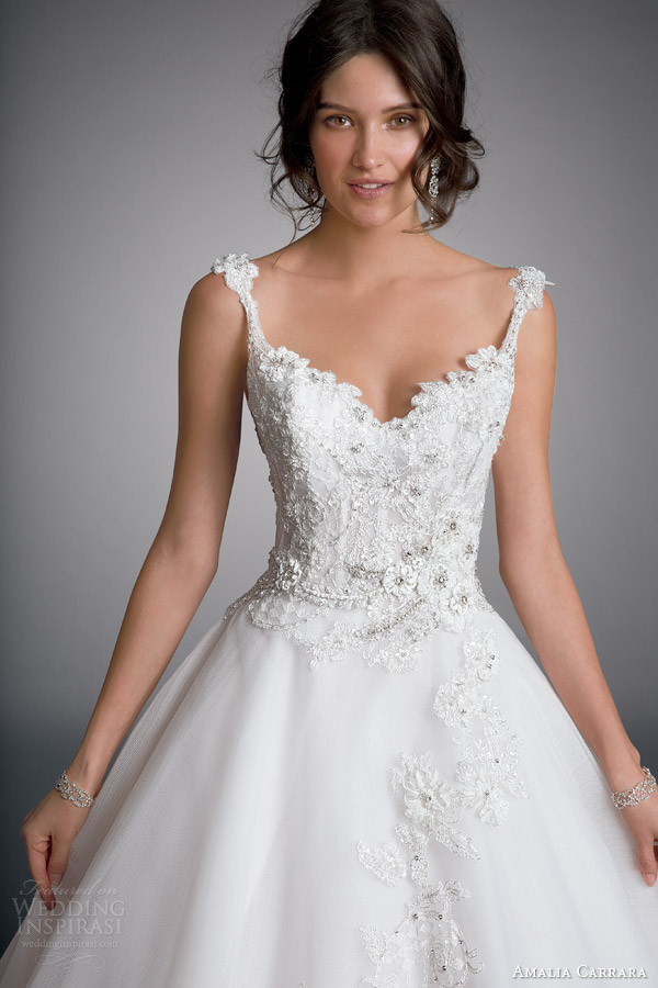 amalia carrara eve of milady 2014 ball gown with straps wedding dress style 329 bodice close up