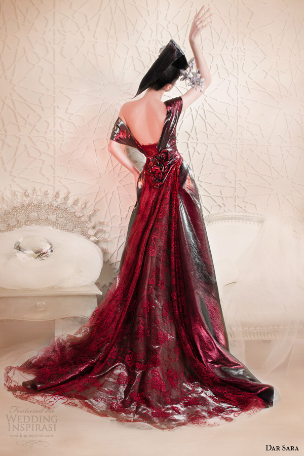 dar sara couture 2014 metallic red cap sleeve gown back view