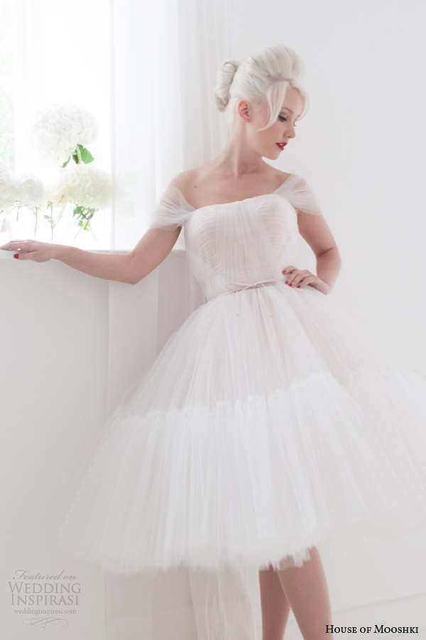 house of mooshki spring 2015 pollyanna blush tea length short wedding dress off sleeves close up