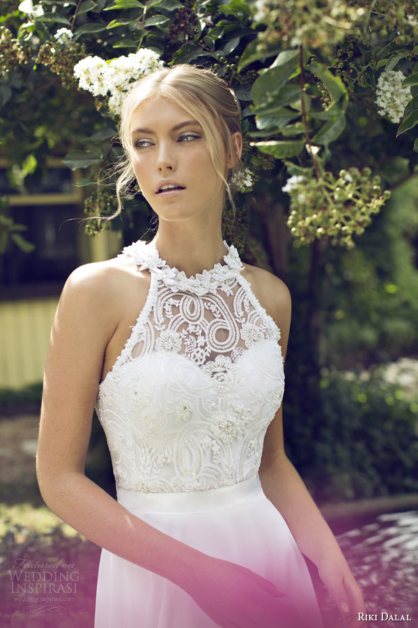 riki dalal bridal 2015 halter neck wedding dress 1508 bodice close up
