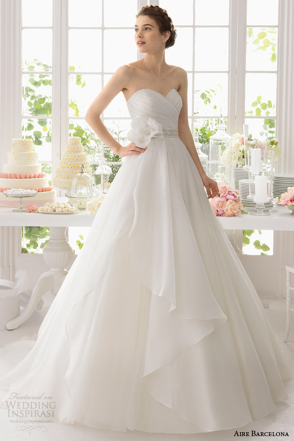 aire barcelona bridal 2015 armonia strapless surplice sweetheart ball gown wedding dress