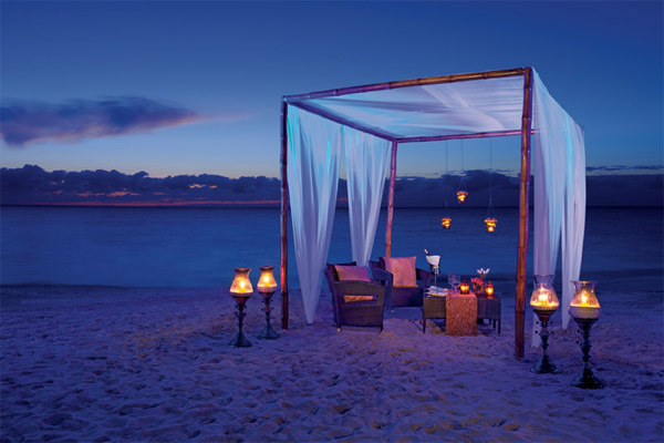 secrets capri riviera cancun romantic dinner for two on the beach