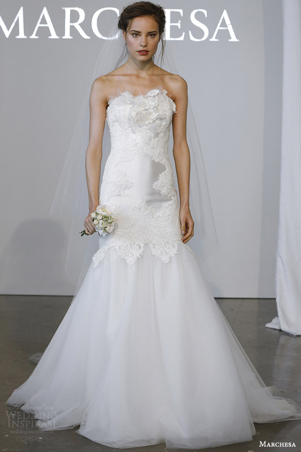 marchesa bridal spring 2015 strapless fit flare wedding dress lace appliques