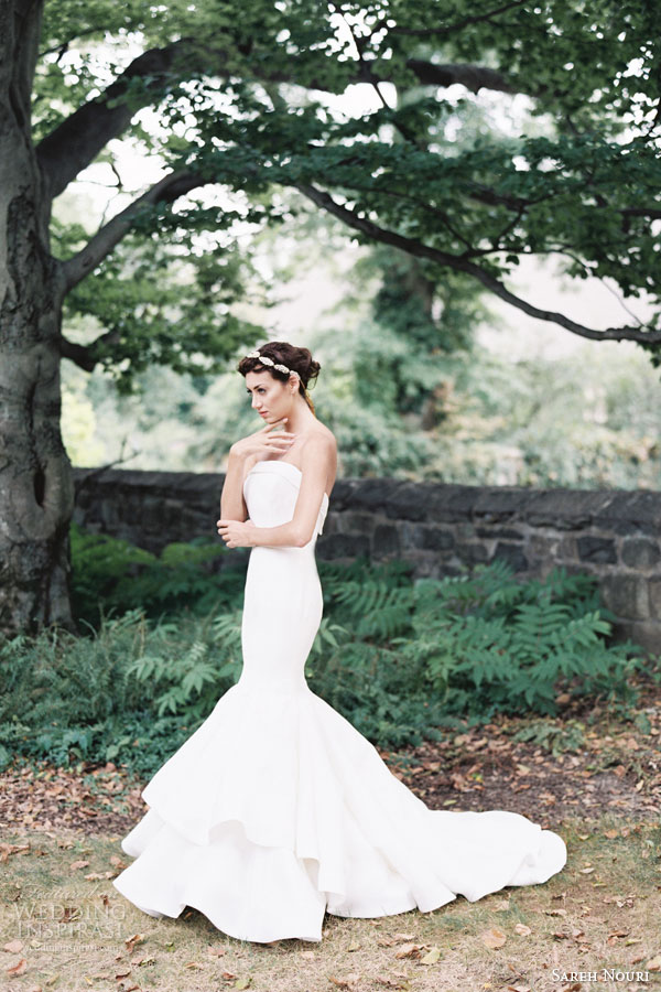 sareh nouri bridal fall 2015 azalia strapless mermaid trumpet wedding dress two tier horsehair skirt sareh nouri bridal fall 2015 azalia strapless mermaid trumpet wedding dress two tier horsehair skirt