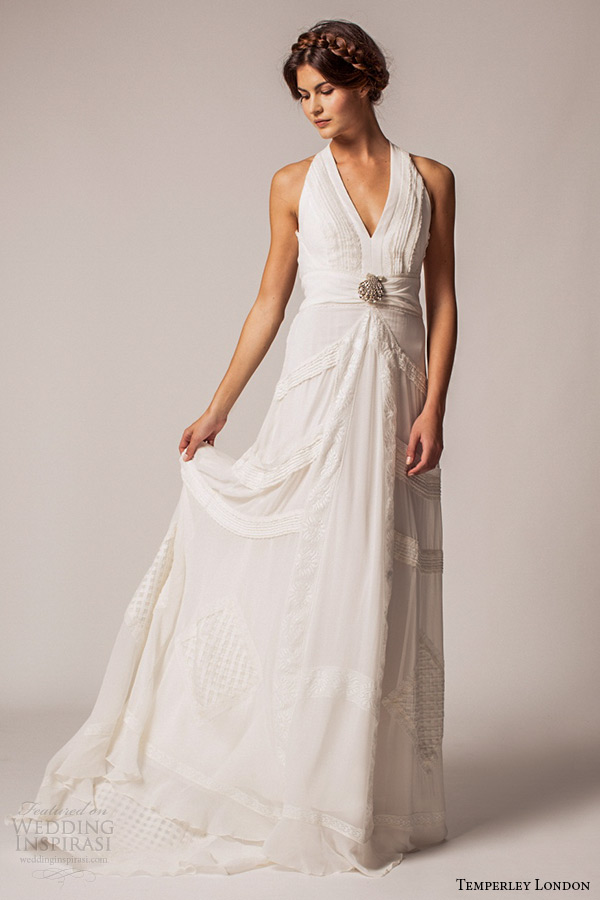 temperley london winter 2015 wedding dress bridal halter neckline empire gown chia