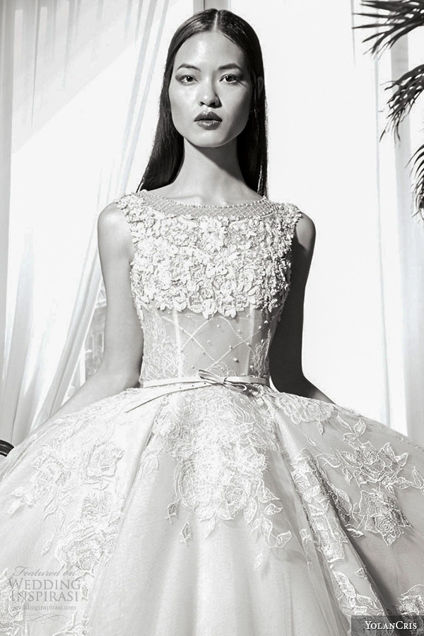 YolanCris bridal fall 2016 haute couture wedding dress boat neckline sleeveless floral embroidery corset bodice ball gown topacio