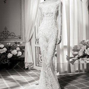 YolanCris bridal fall 2016 haute couture wedding dress long sleeves bateau neckline mermaid gown opalo