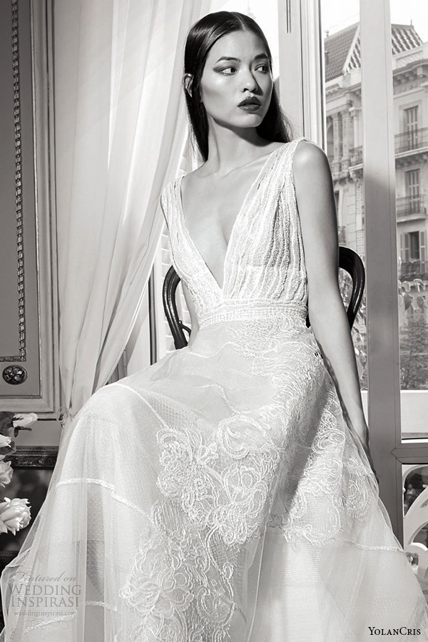 YolanCris bridal fall 2016 haute couture wedding dress boat neckline sleeveless floral embroidery corset bodice ball gown topacio